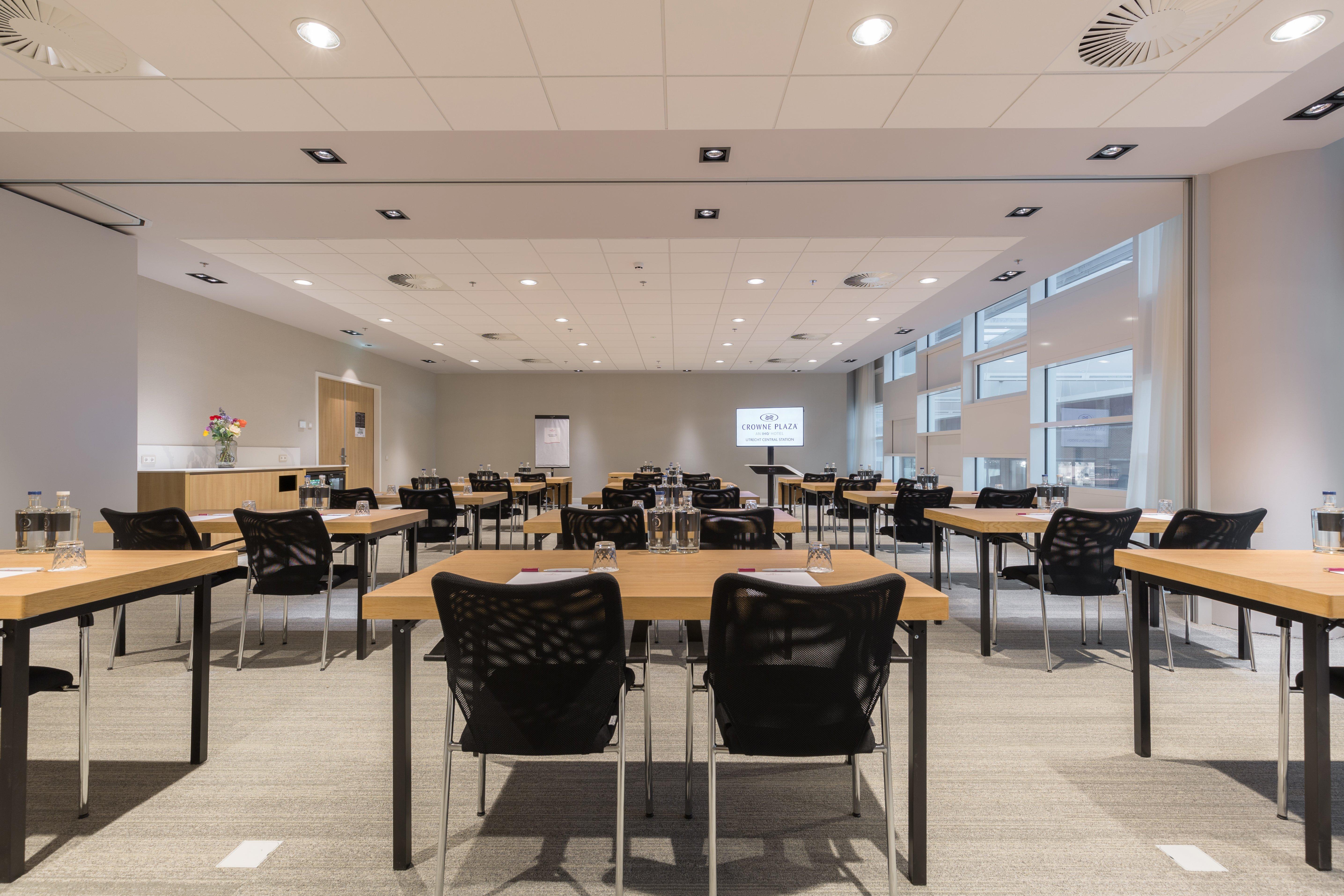 Crowne Plaza Utrecht - Central Station By Ihg Ngoại thất bức ảnh